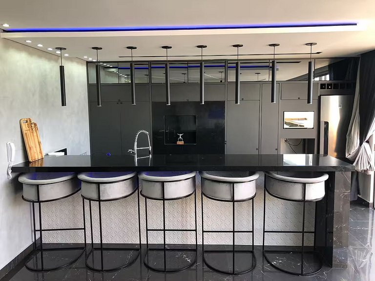 Vida luxuosa que você merece em Ingleses - BECOB