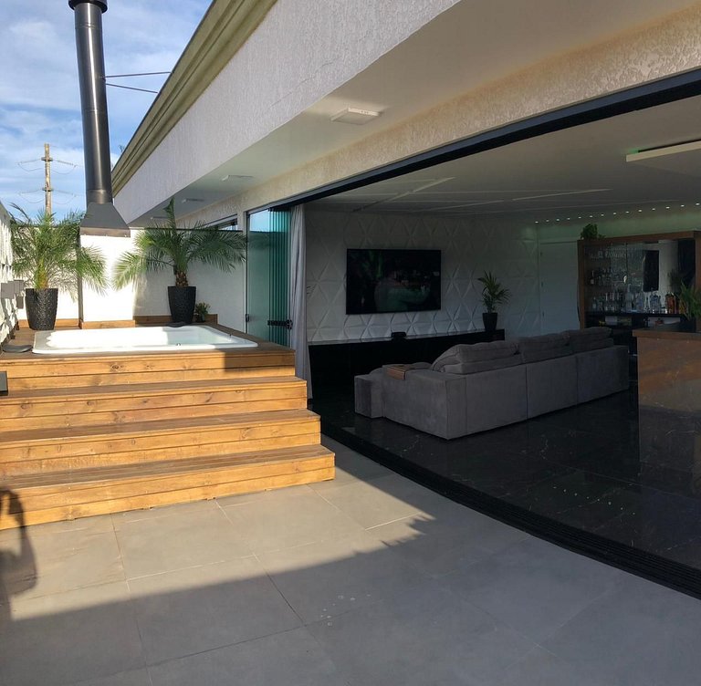 Vida luxuosa que você merece em Ingleses - BECOB