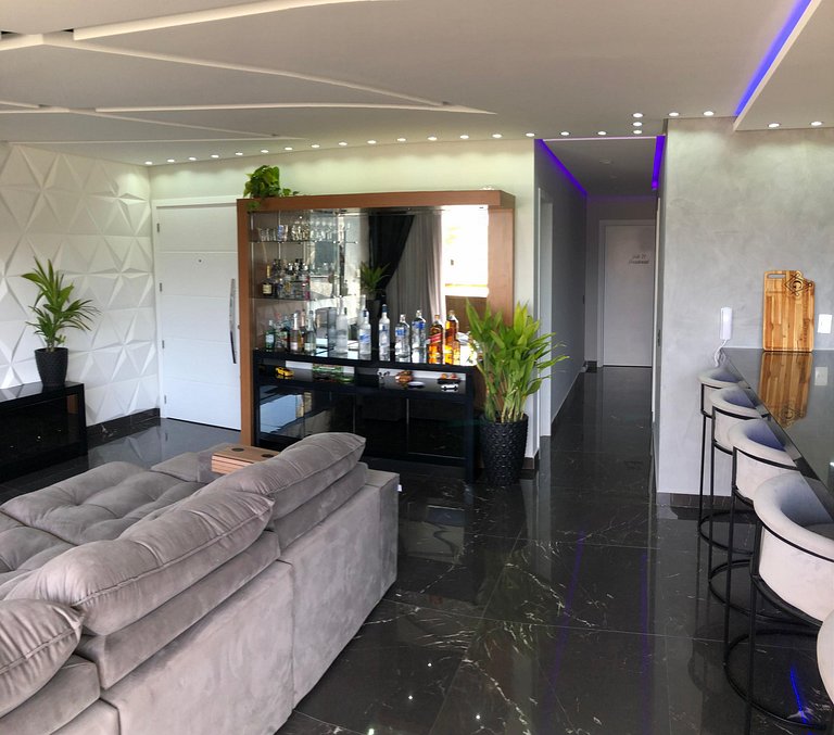 Vida luxuosa que você merece em Ingleses - BECOB