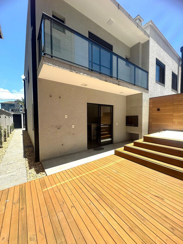 200mt da Praia do Ingleses | Estilo com Jacuzzi 00